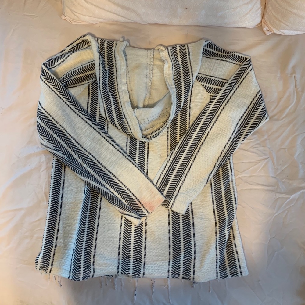 Beachy Sweatshirt